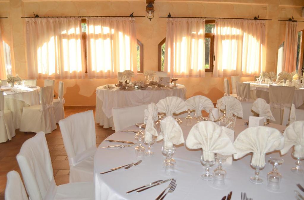 Hotel Giardino Corte Rubja Иглесиас Екстериор снимка