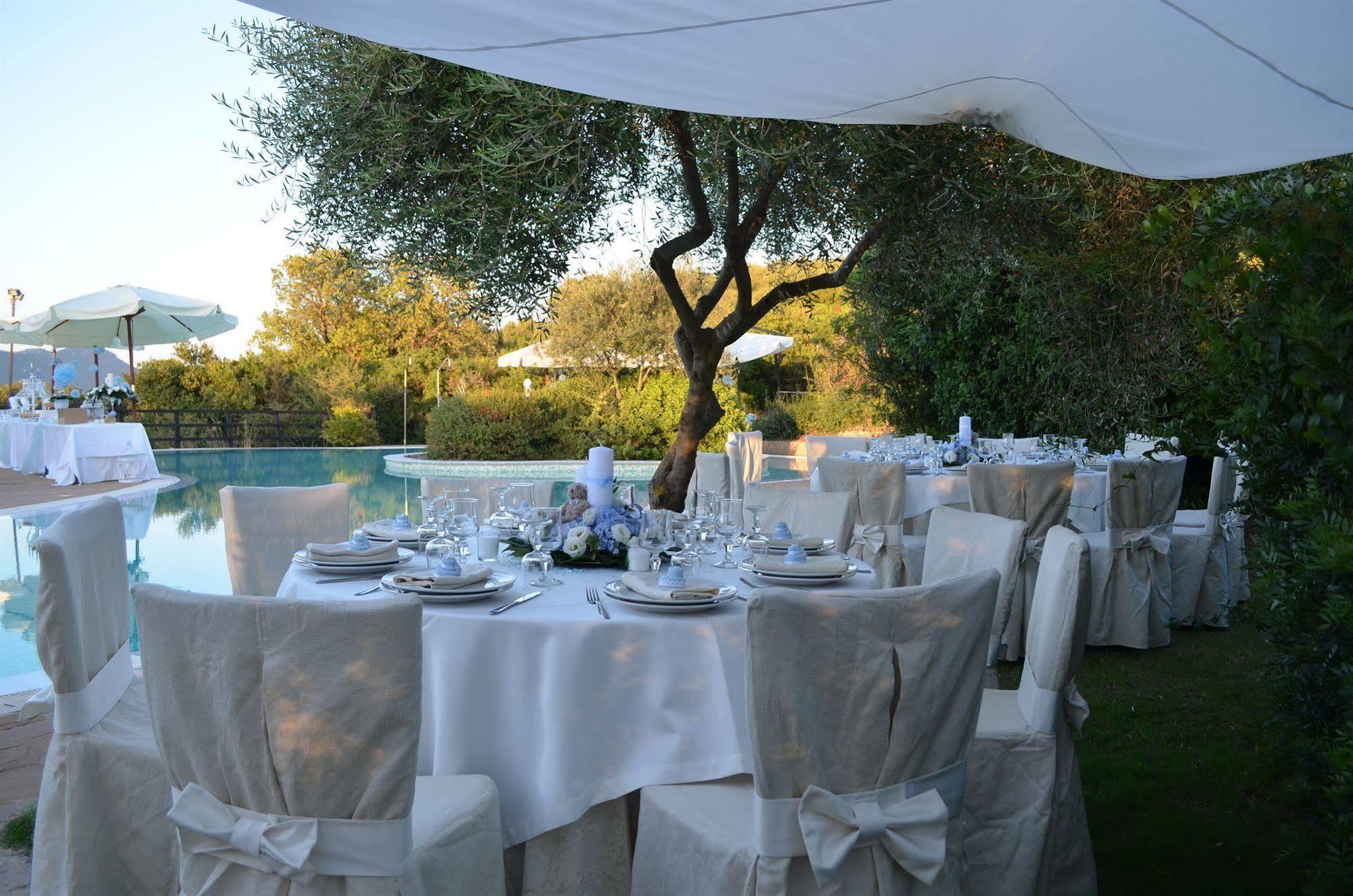Hotel Giardino Corte Rubja Иглесиас Екстериор снимка