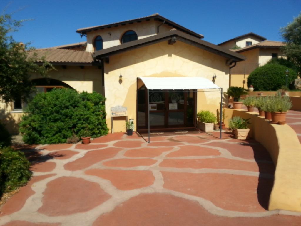 Hotel Giardino Corte Rubja Иглесиас Екстериор снимка